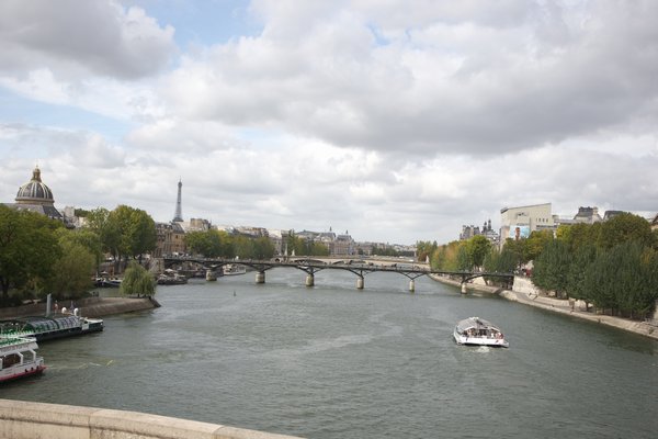 パリ観光の画像